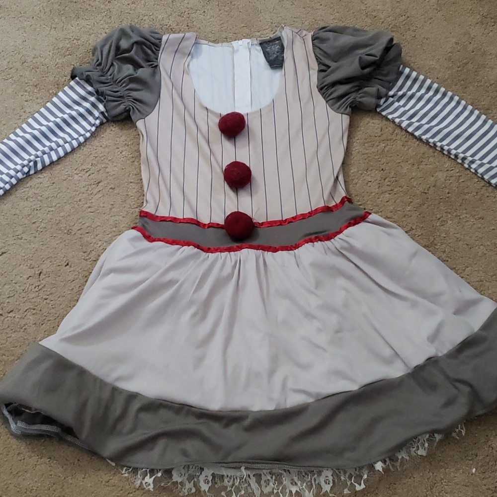 Pennywise costume